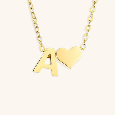 navnesmykke med initialen Ria | 18k Guld - DK BUTIK