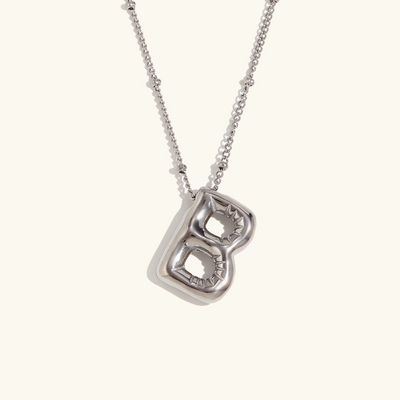 næsepynt med initialer | 18k Guld - DK BUTIK