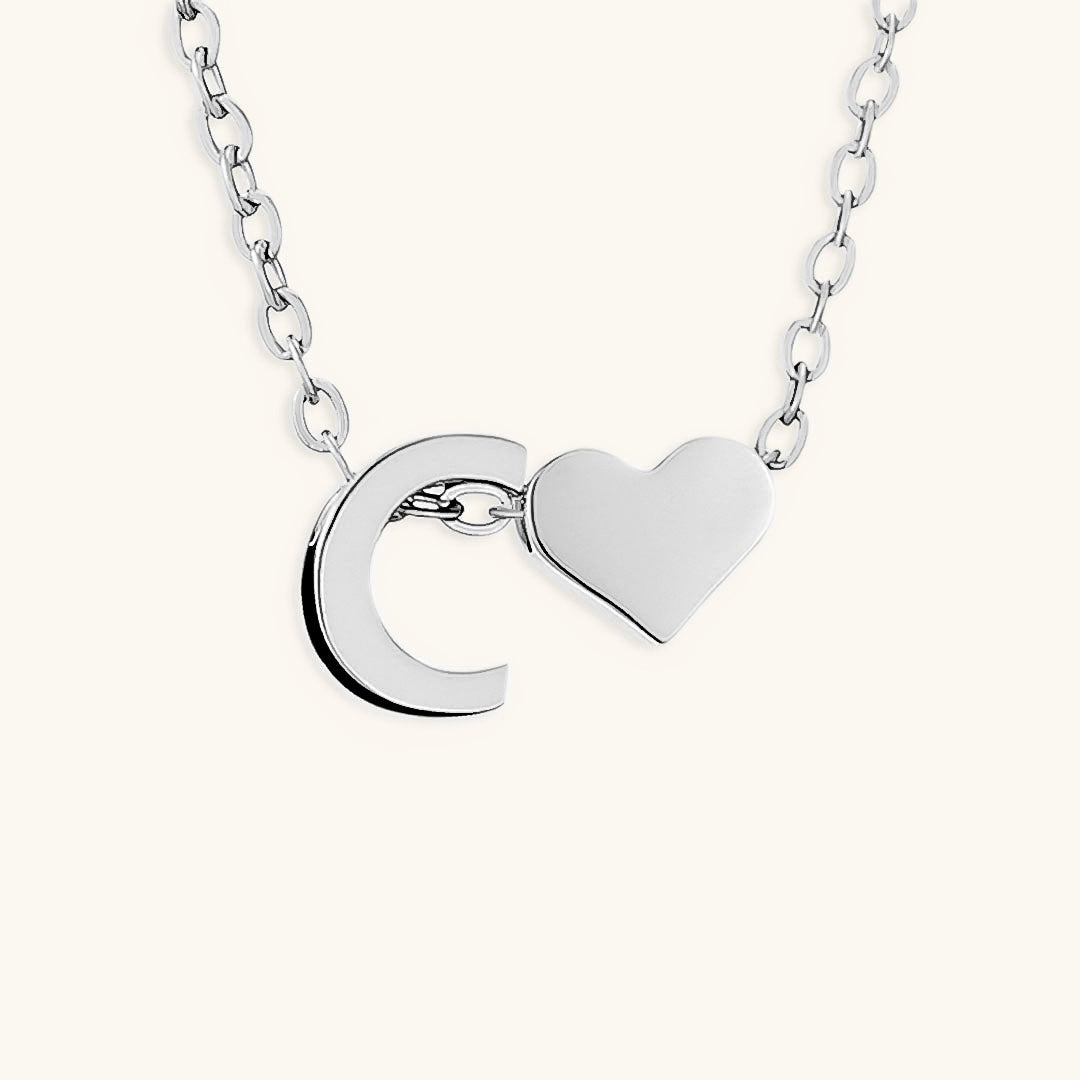 navnesmykke med initialen Ria | 18k Guld - DK BUTIK