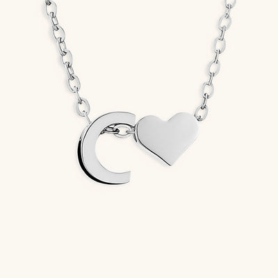 navnesmykke med initialen Ria | 18k Guld - DK BUTIK
