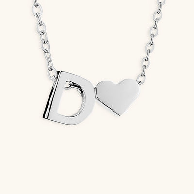 navnesmykke med initialen Ria | 18k Guld - DK BUTIK