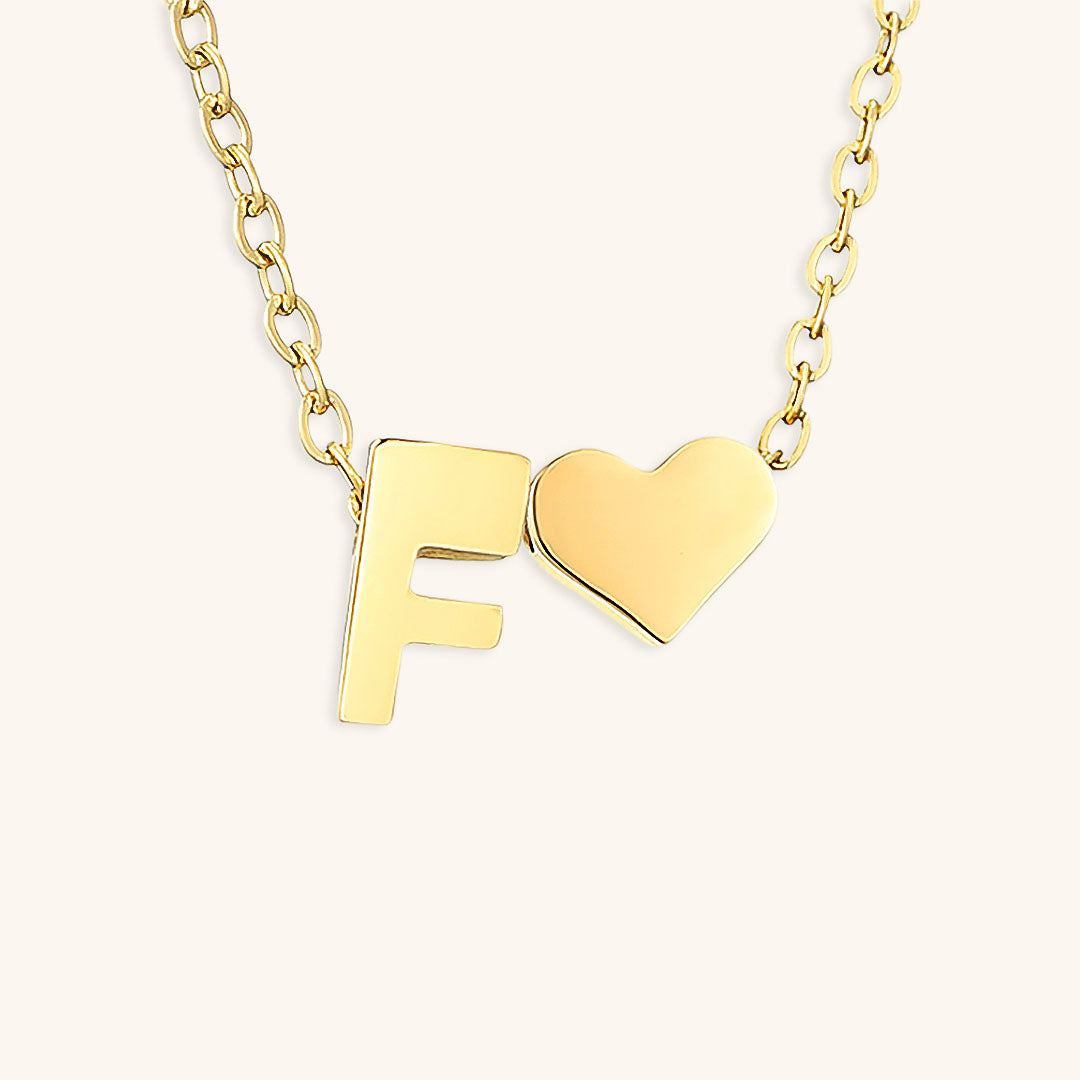 navnesmykke med initialen Ria | 18k Guld - DK BUTIK
