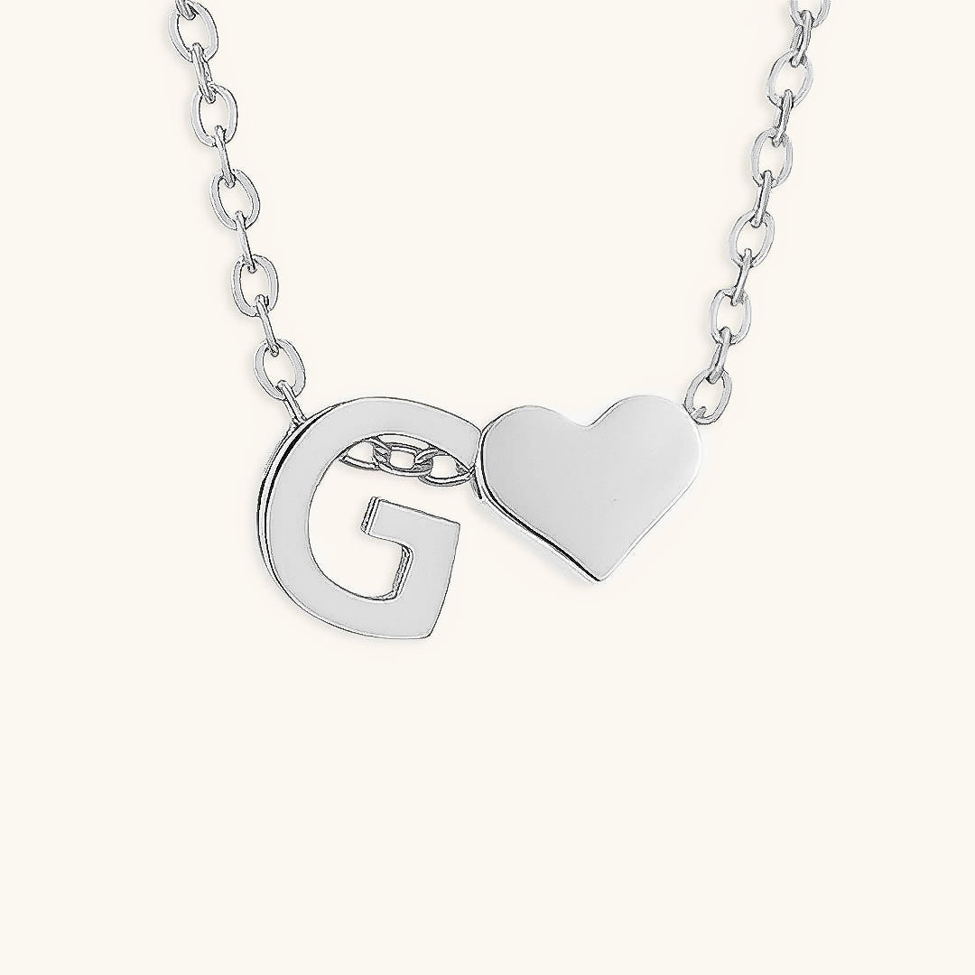 navnesmykke med initialen Ria | 18k Guld - DK BUTIK