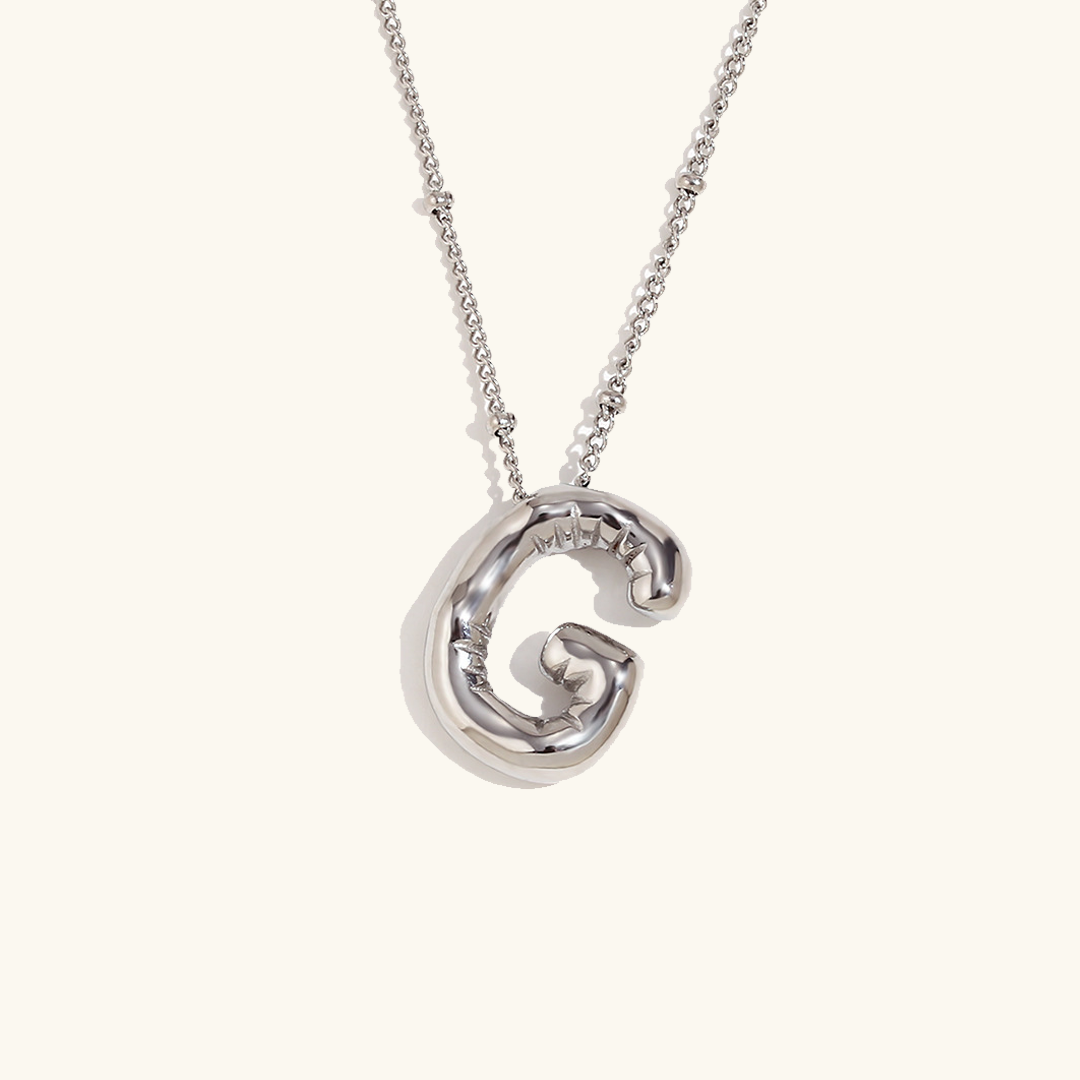 næsepynt med initialer | 18k Guld - DK BUTIK