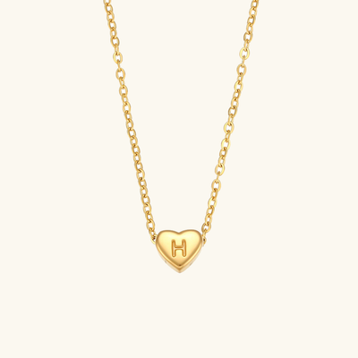 halskæde med hjerteinitial | 18k Guld - DK BUTIK