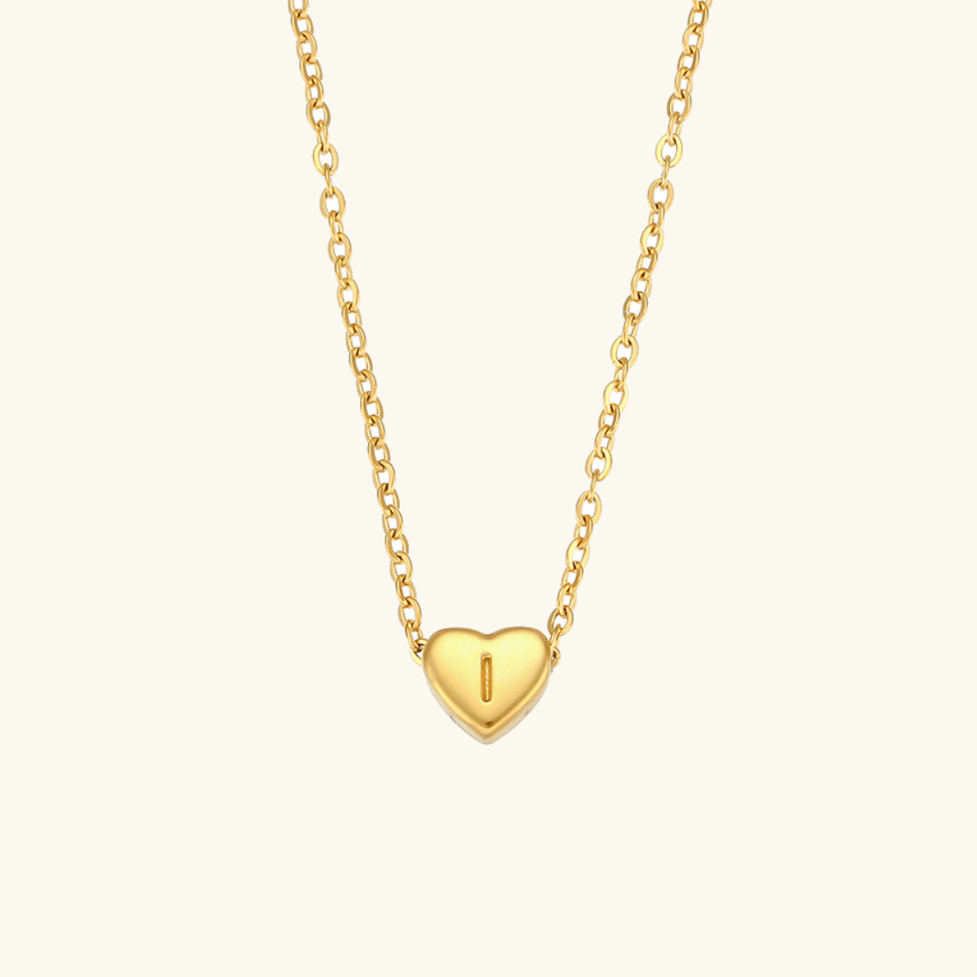 halskæde med hjerteinitial | 18k Guld - DK BUTIK