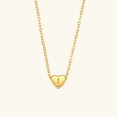 halskæde med hjerteinitial | 18k Guld - DK BUTIK