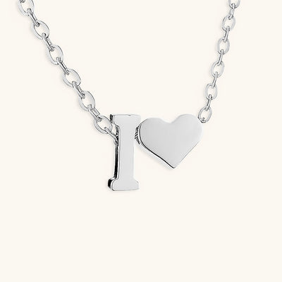 navnesmykke med initialen Ria | 18k Guld - DK BUTIK