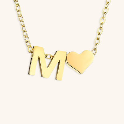 navnesmykke med initialen Ria | 18k Guld - DK BUTIK