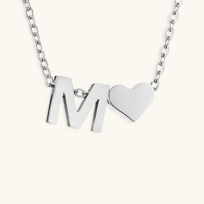 navnesmykke med initialen Ria | 18k Guld - DK BUTIK