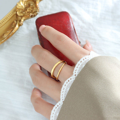 Ring med nilloverflade | 18k Guld - DK BUTIK