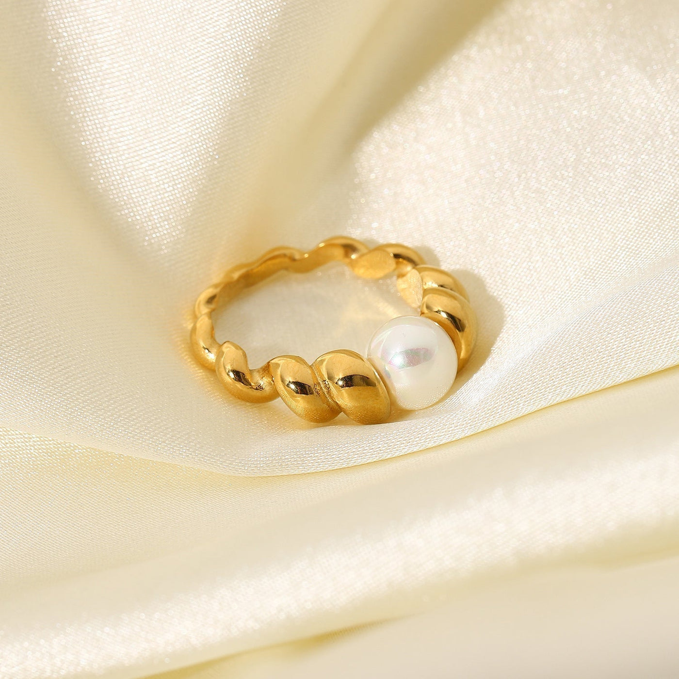 Scarlett ring med ferskvandsperler | 18k guld - DK BUTIK