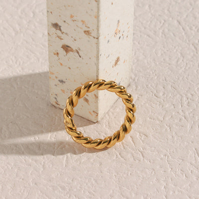 Melody Twist Ring | 18k Guld - DK BUTIK