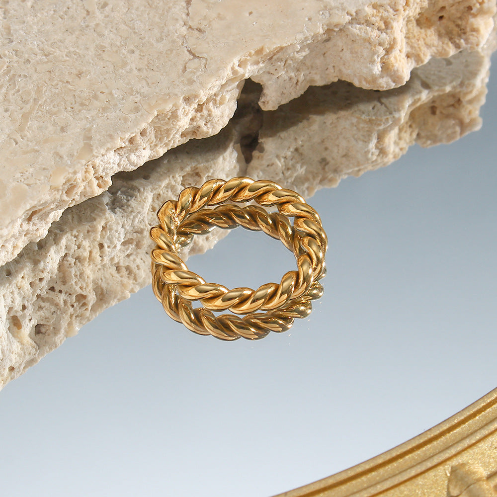 Melody Twist Ring | 18k Guld - DK BUTIK