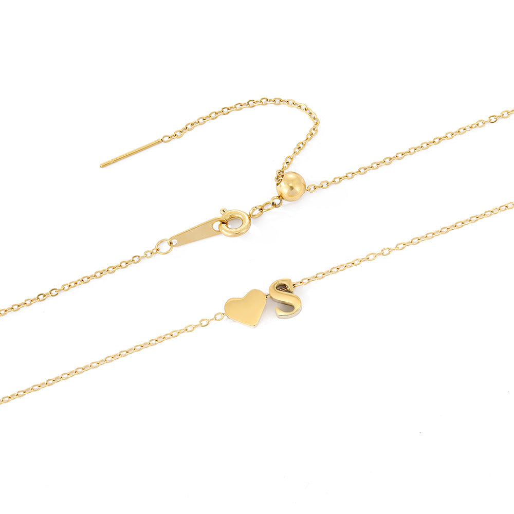 navnesmykke med initialen Ria | 18k Guld - DK BUTIK
