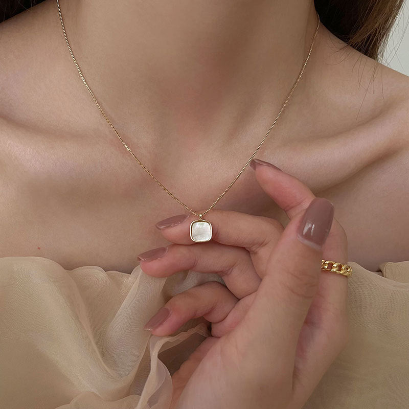 Sophie Gold Halskæde med Perlevedhæng | 18k Guld - DK BUTIK