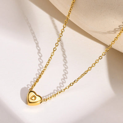 halskæde med hjerteinitial | 18k Guld - DK BUTIK