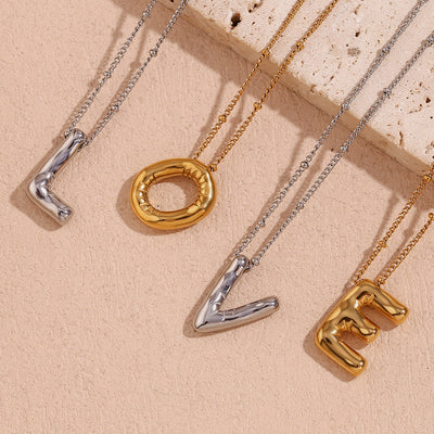 næsepynt med initialer | 18k Guld - DK BUTIK