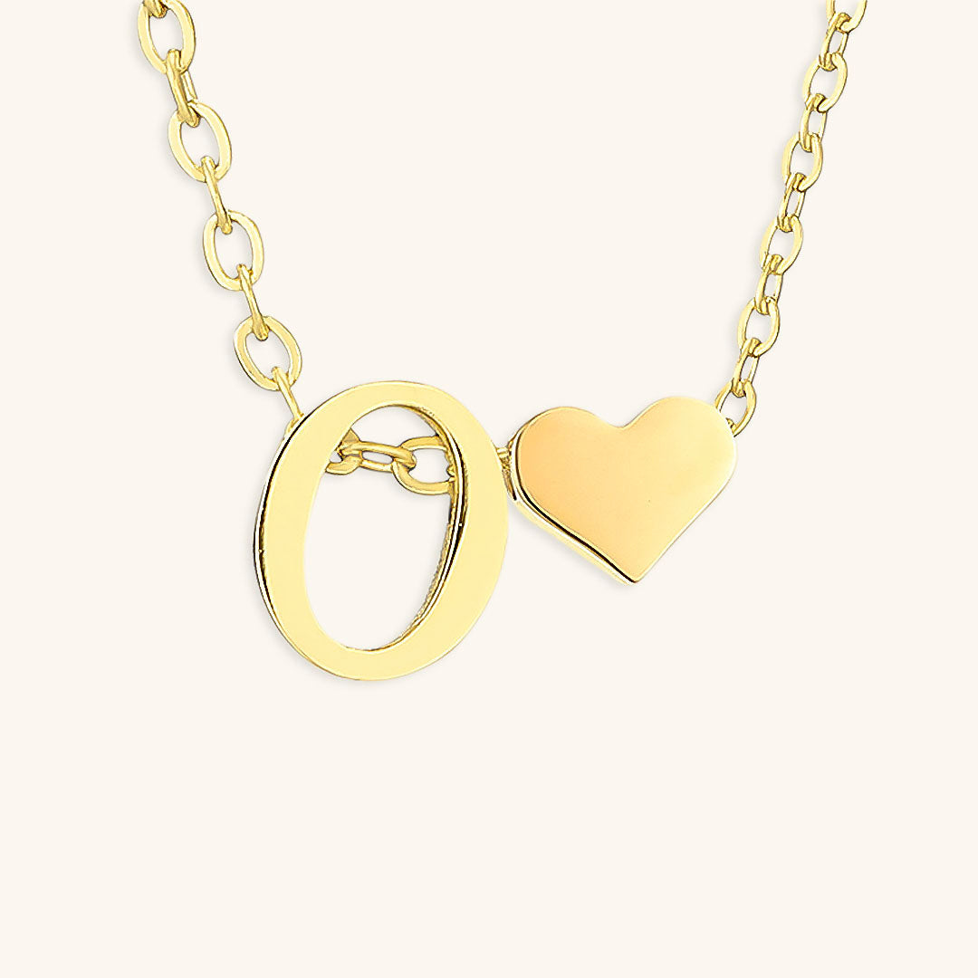 navnesmykke med initialen Ria | 18k Guld - DK BUTIK