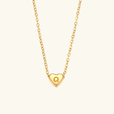 halskæde med hjerteinitial | 18k Guld - DK BUTIK