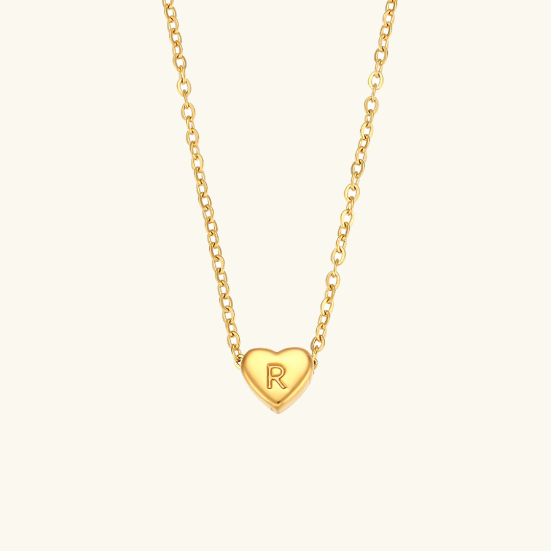 halskæde med hjerteinitial | 18k Guld - DK BUTIK