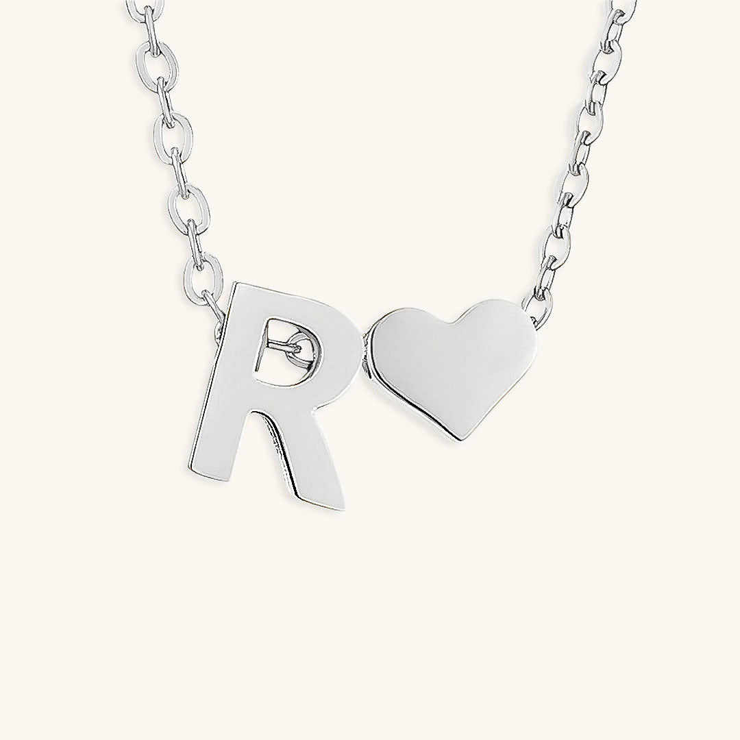 navnesmykke med initialen Ria | 18k Guld - DK BUTIK
