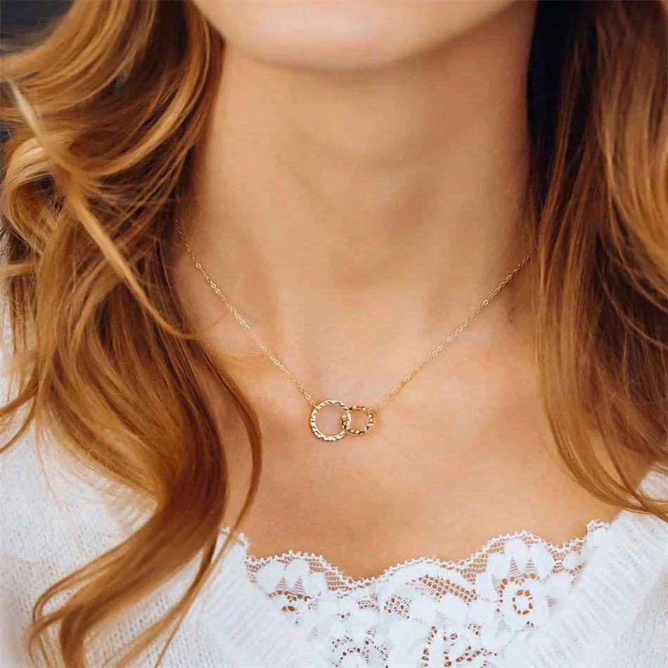 Isabelle Halskæde med Ringene | 18k Guld - DK BUTIK