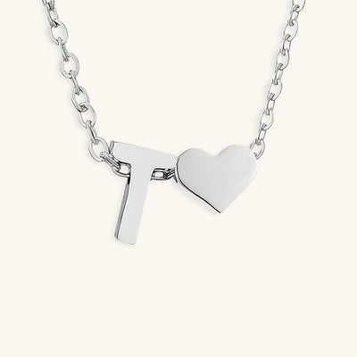 navnesmykke med initialen Ria | 18k Guld - DK BUTIK