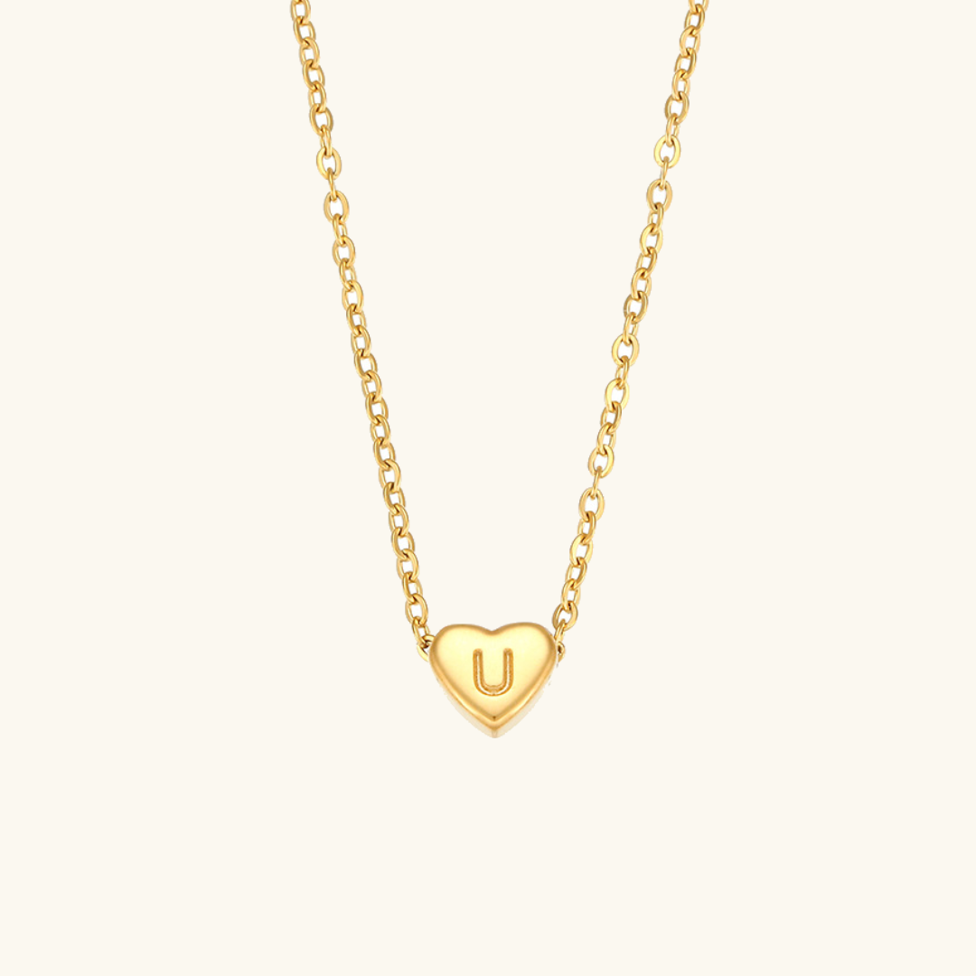 halskæde med hjerteinitial | 18k Guld - DK BUTIK