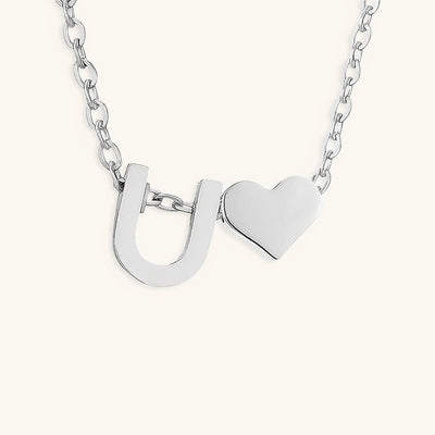 navnesmykke med initialen Ria | 18k Guld - DK BUTIK