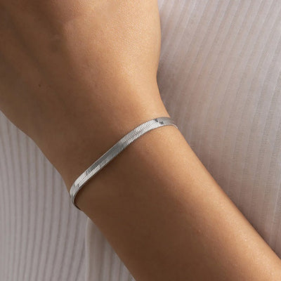 Vida Armbånd Guld i fiskebensmønster | 18k Guld - DK BUTIK