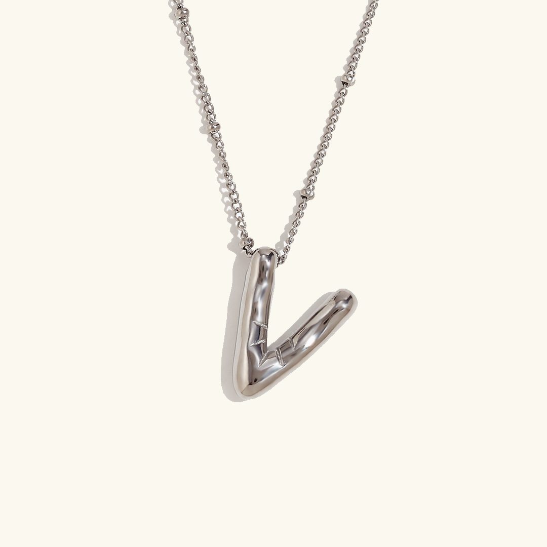 næsepynt med initialer | 18k Guld - DK BUTIK