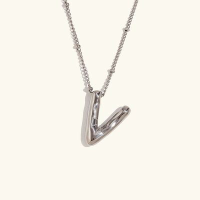 næsepynt med initialer | 18k Guld - DK BUTIK