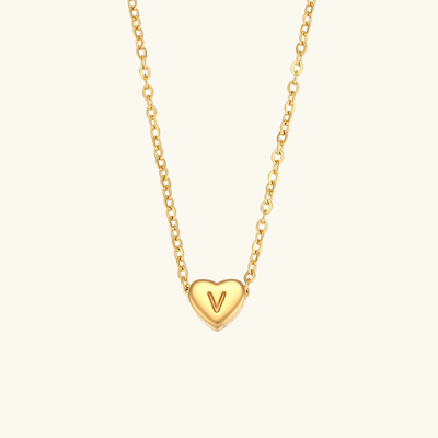 halskæde med hjerteinitial | 18k Guld - DK BUTIK
