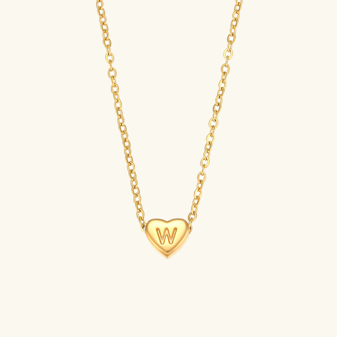 halskæde med hjerteinitial | 18k Guld - DK BUTIK
