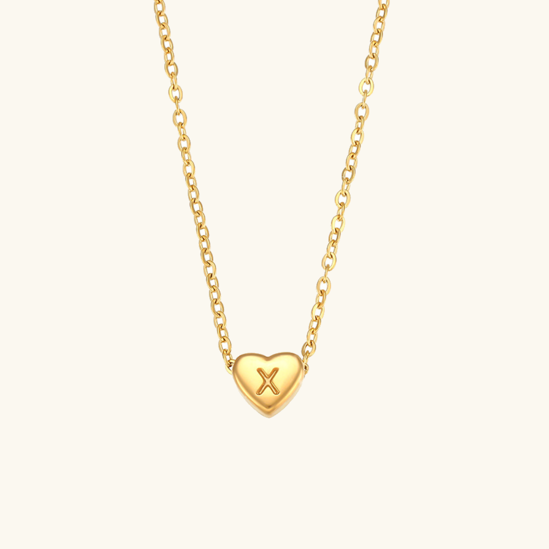halskæde med hjerteinitial | 18k Guld - DK BUTIK