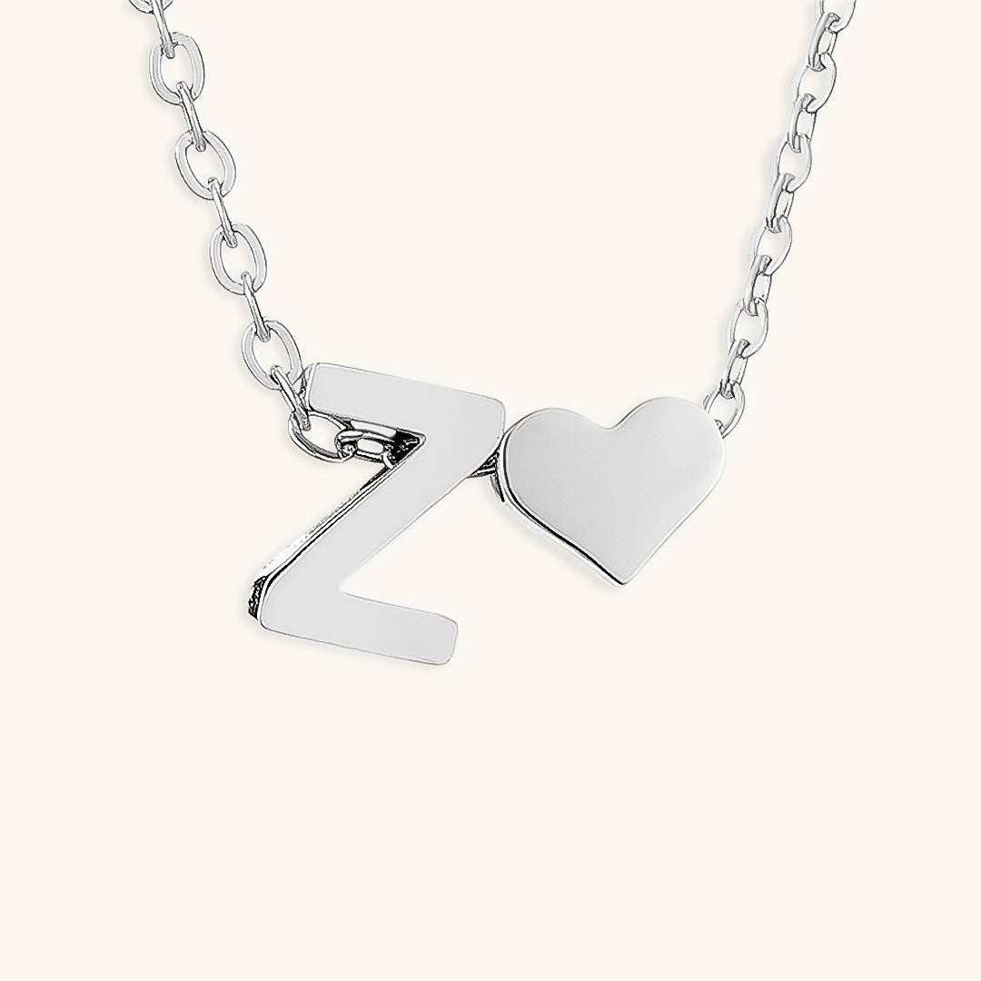 navnesmykke med initialen Ria | 18k Guld - DK BUTIK