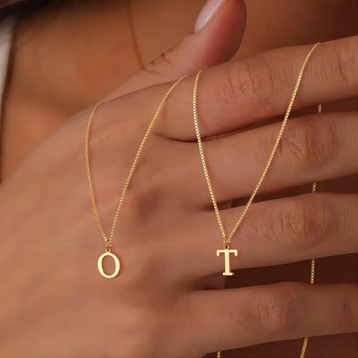 Halskæde med kærlighedsbrev-initialer | Guld 18k - DK BUTIK