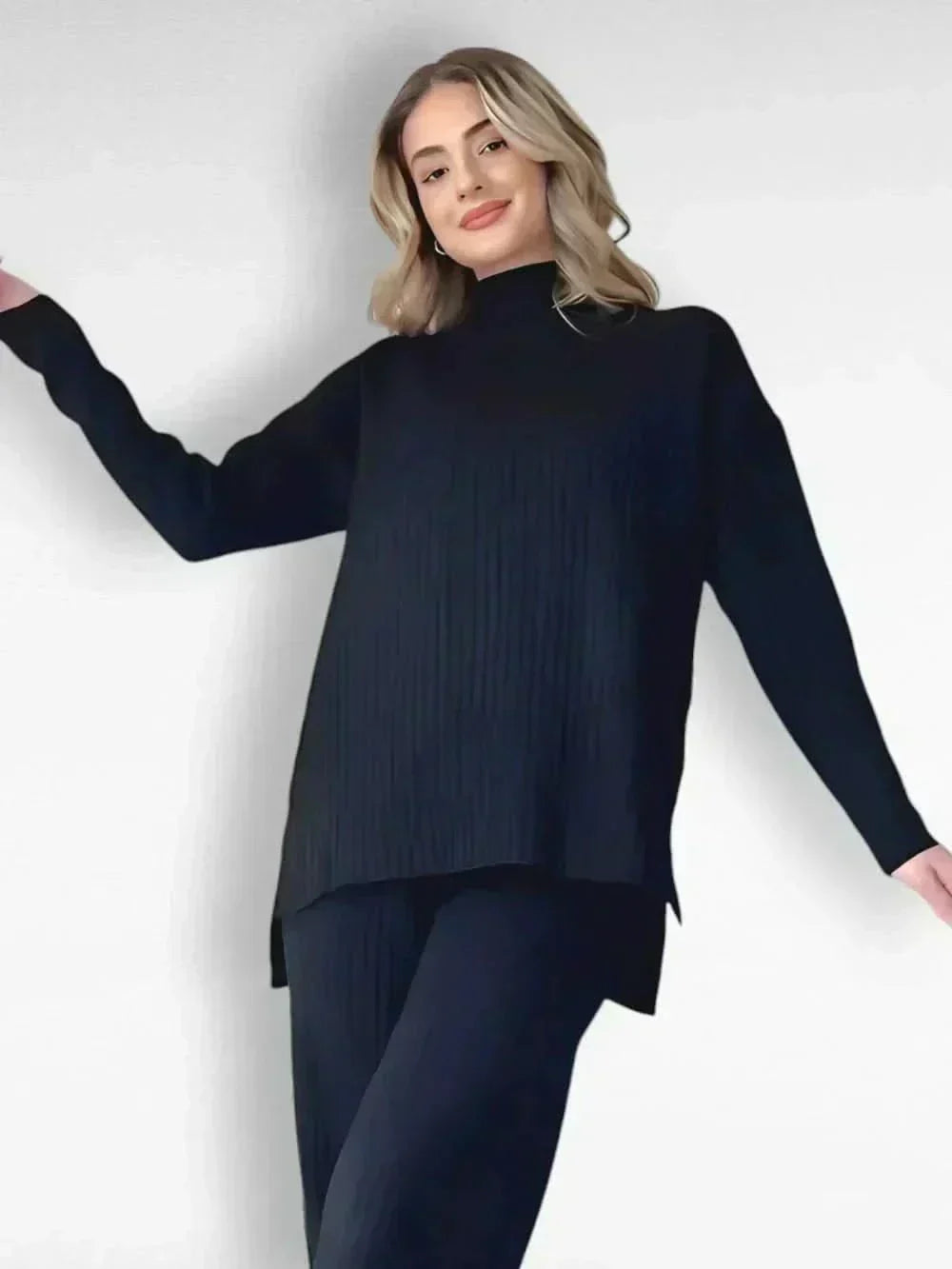Daisy™ Sæt: Elegant Bluse og Bukser fra Olsen & Olsen™