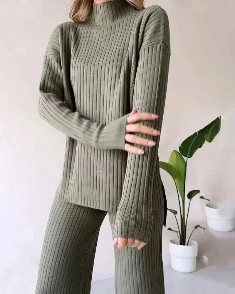 Daisy™ Sæt: Elegant Bluse og Bukser fra Olsen & Olsen™