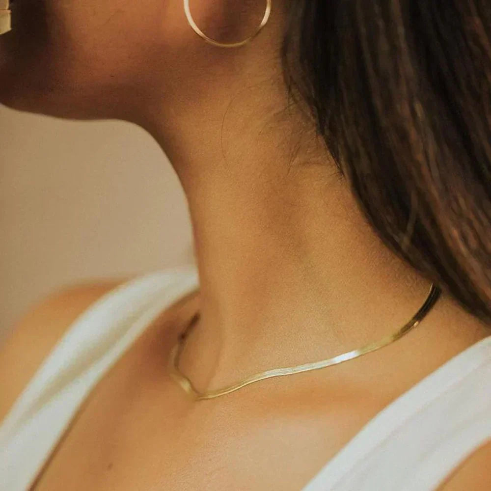 Elizabeth Halskæde Guld i fiskeform | 18k Guld - DK BUTIK